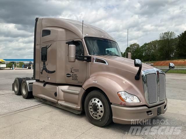 Kenworth T680 Τράκτορες