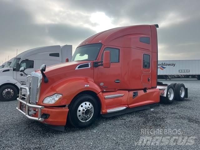 Kenworth T680 Τράκτορες