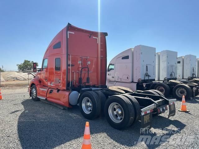 Kenworth T680 Τράκτορες