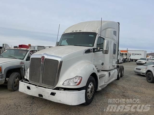 Kenworth T680 Τράκτορες