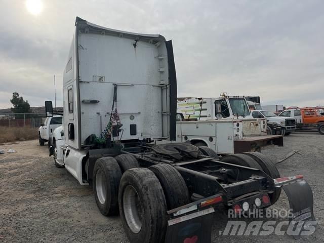 Kenworth T680 Τράκτορες