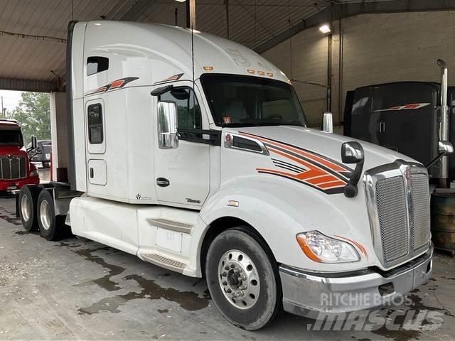 Kenworth T680 Τράκτορες