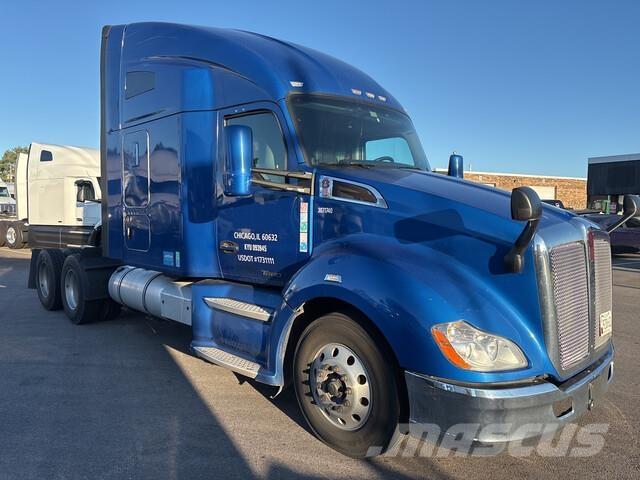 Kenworth T680 Τράκτορες