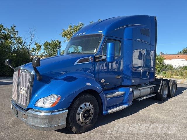 Kenworth T680 Τράκτορες