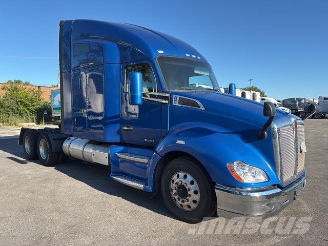 Kenworth T680 Τράκτορες
