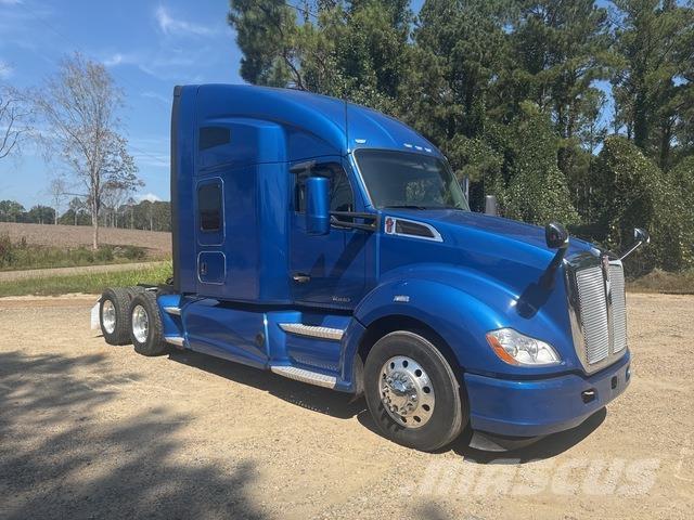 Kenworth T680 Τράκτορες