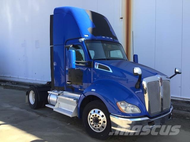 Kenworth T680 Τράκτορες