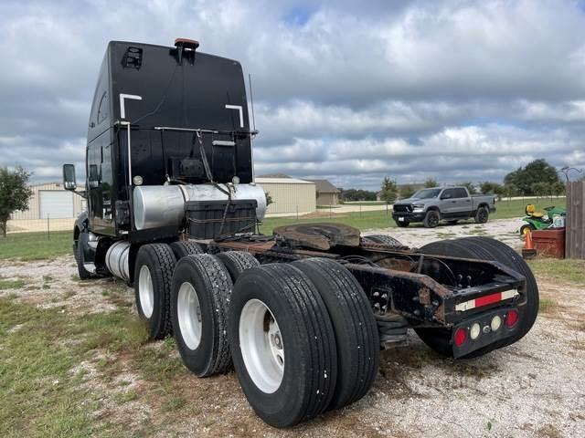 Kenworth T700 Τράκτορες