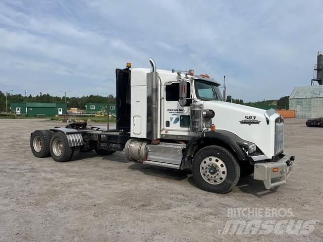Kenworth T800 Τράκτορες