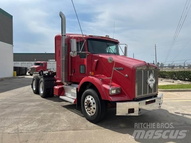 Kenworth T800 Τράκτορες
