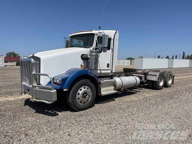 Kenworth T800 Τράκτορες