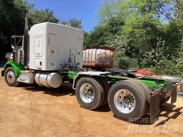 Kenworth T800 Τράκτορες