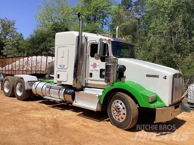 Kenworth T800 Τράκτορες