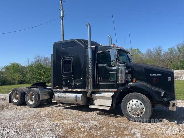 Kenworth T800 Τράκτορες
