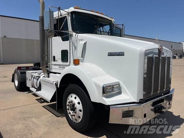Kenworth T800 Τράκτορες