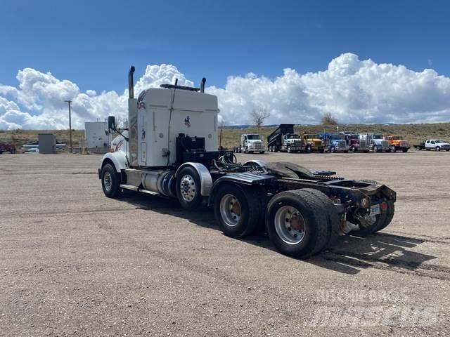 Kenworth T800 Τράκτορες