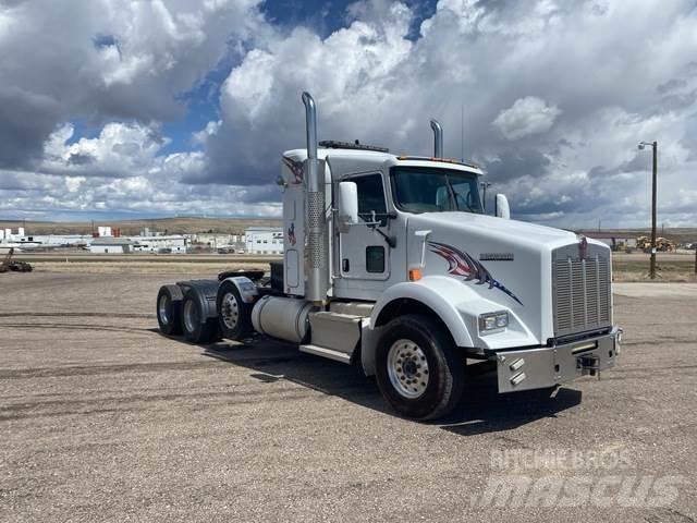 Kenworth T800 Τράκτορες