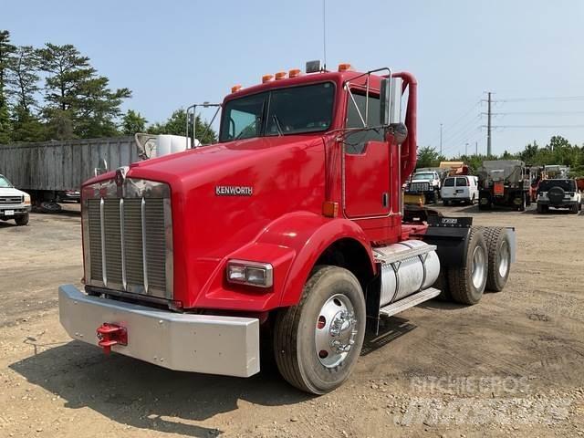 Kenworth T800 Τράκτορες