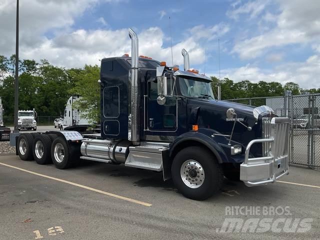 Kenworth T800 Τράκτορες