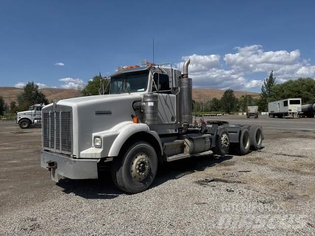 Kenworth T800 Τράκτορες