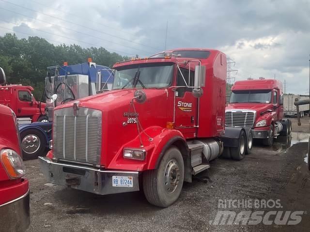 Kenworth T800 Τράκτορες