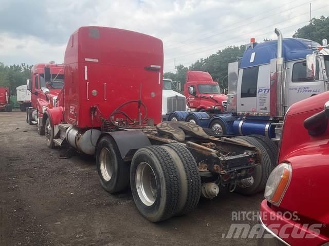 Kenworth T800 Τράκτορες
