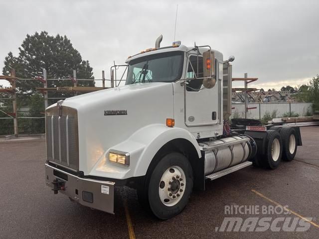 Kenworth T800 Τράκτορες