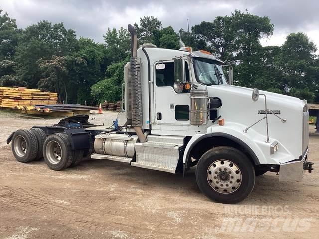 Kenworth T800 Τράκτορες