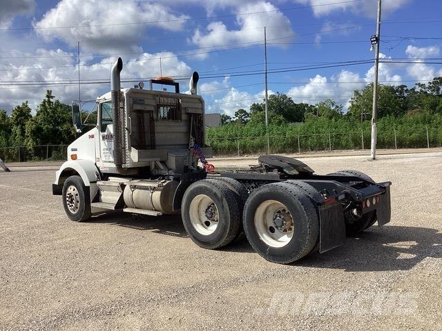 Kenworth T800 Τράκτορες