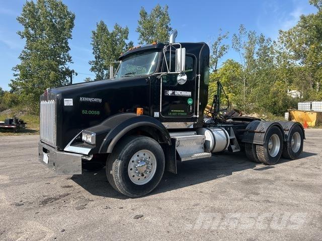 Kenworth T800 Τράκτορες
