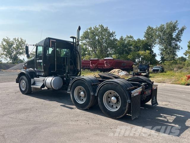 Kenworth T800 Τράκτορες