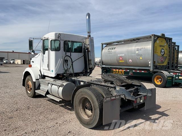 Kenworth T800 Τράκτορες