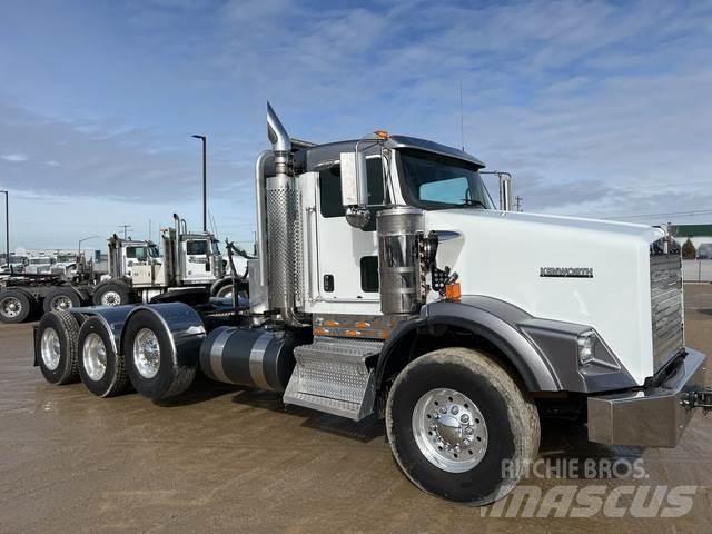 Kenworth T800W Τράκτορες