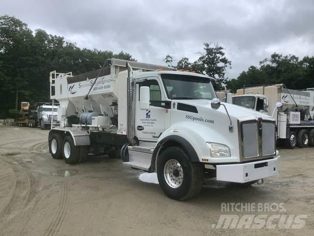 Kenworth T880 Φορτηγά-Μπετονιέρες