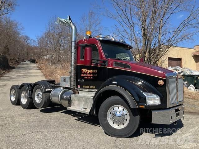 Kenworth T880 Τράκτορες