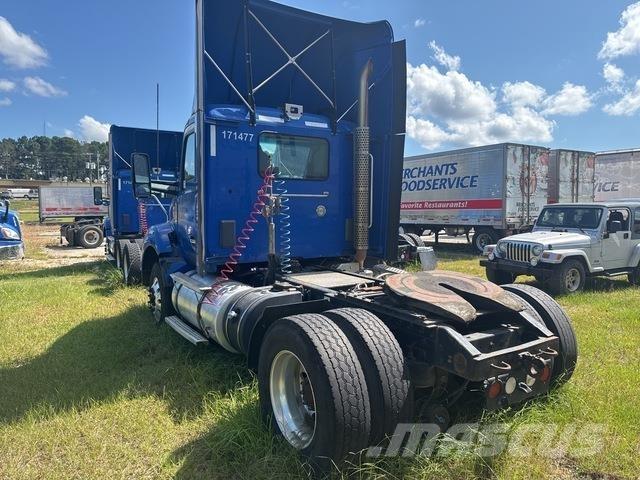 Kenworth T880 Τράκτορες