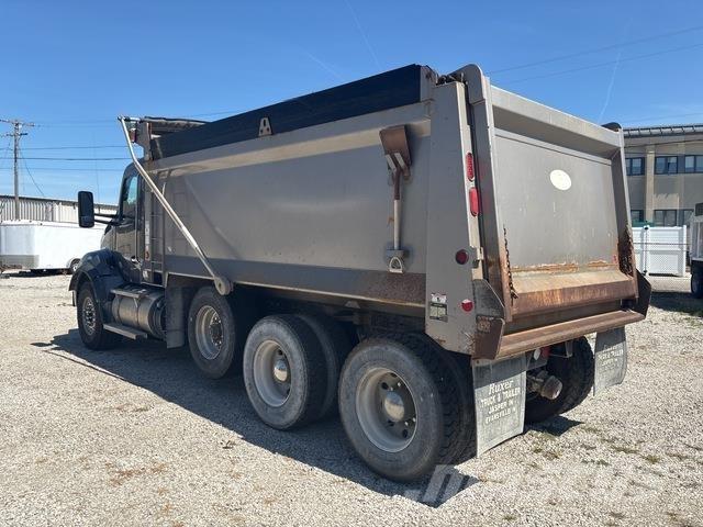 Kenworth T880 Φορτηγά Ανατροπή