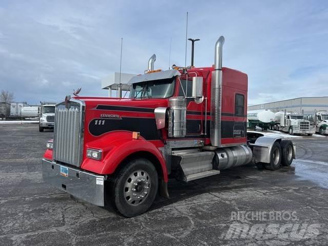 Kenworth W900 Τράκτορες