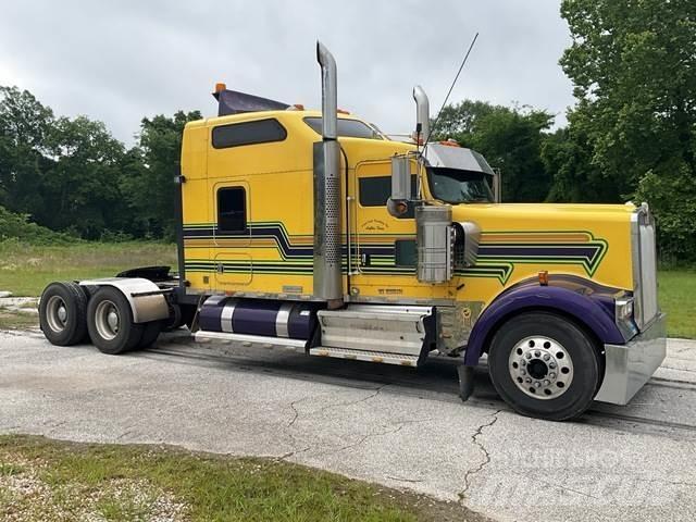 Kenworth W900 Τράκτορες