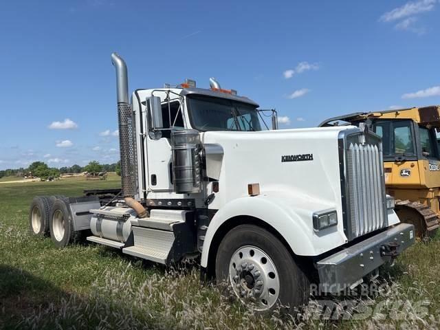 Kenworth W900 Τράκτορες