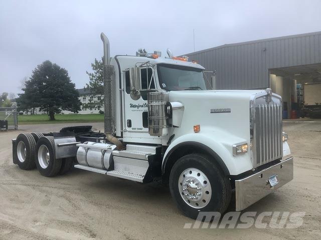 Kenworth W900 Τράκτορες
