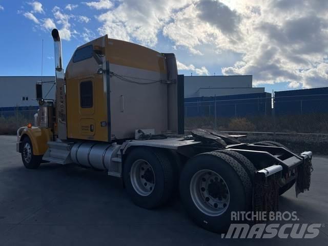 Kenworth W900L Τράκτορες