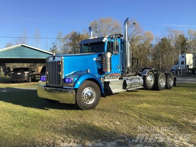 Kenworth W900L Τράκτορες