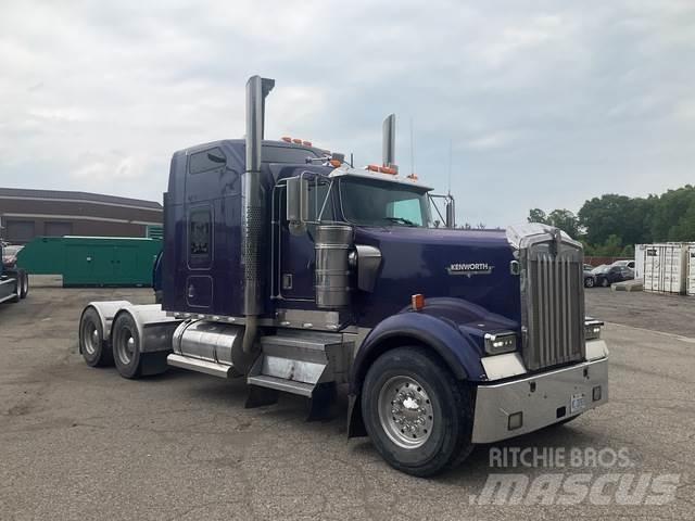 Kenworth W900L Τράκτορες