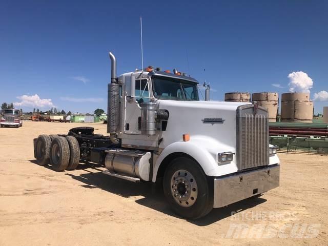 Kenworth W900L Τράκτορες