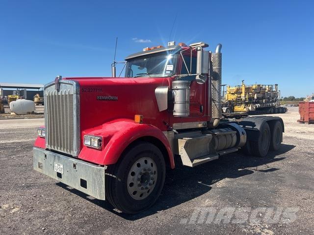 Kenworth W900L Τράκτορες