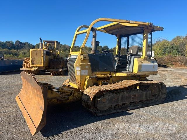 Komatsu  Μπουλντόζες με ερπύστριες