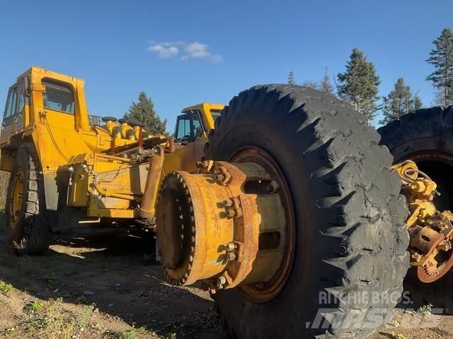 Komatsu 330M Σπαστό Dump Truck ADT