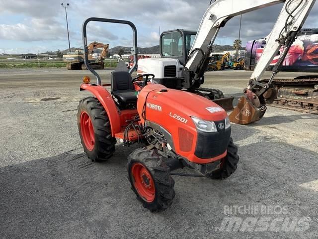 Kubota L2501D Τρακτέρ μικρών διαστάσεων