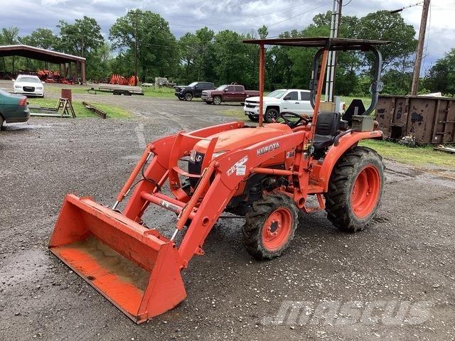 Kubota L2501DT Τρακτέρ μικρών διαστάσεων
